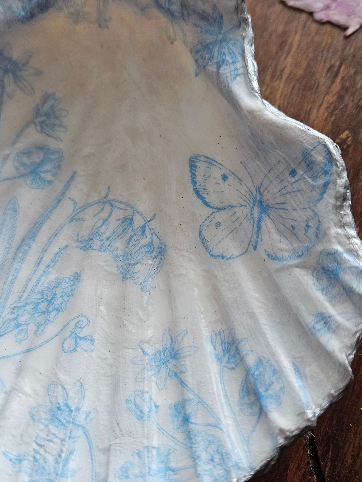 Large Scallop Shells with Decoupage Design - Rabbit or Floral Butterfly