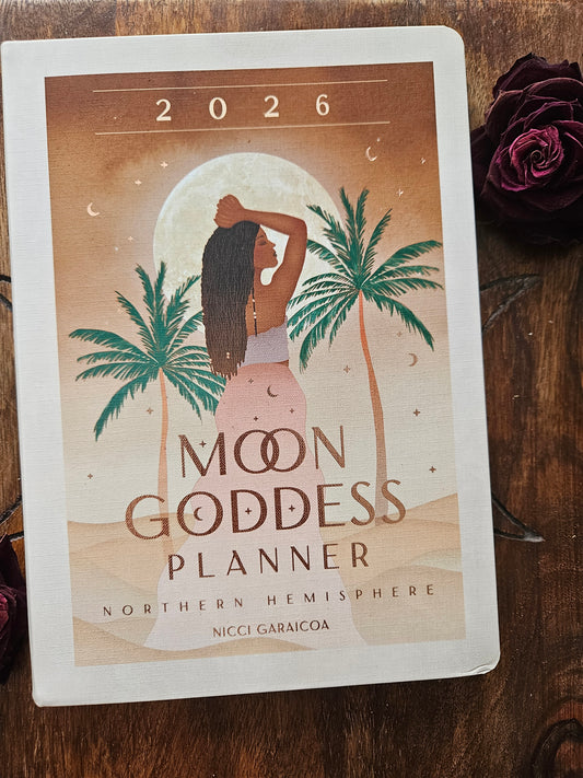2026 Moon Goddess Planner Calendar: Northern Hemisphere (Planners) by Nicci Garaicoa