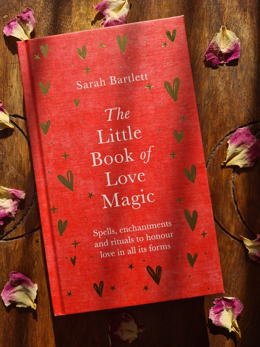 The Little Book of Love Magic (Hardback)
By Sarah Bartlett