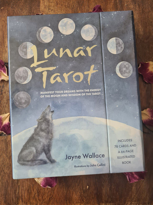 Lunar Tarot: Manifest your dreams with the energy of the moon and wisdom of the tarot