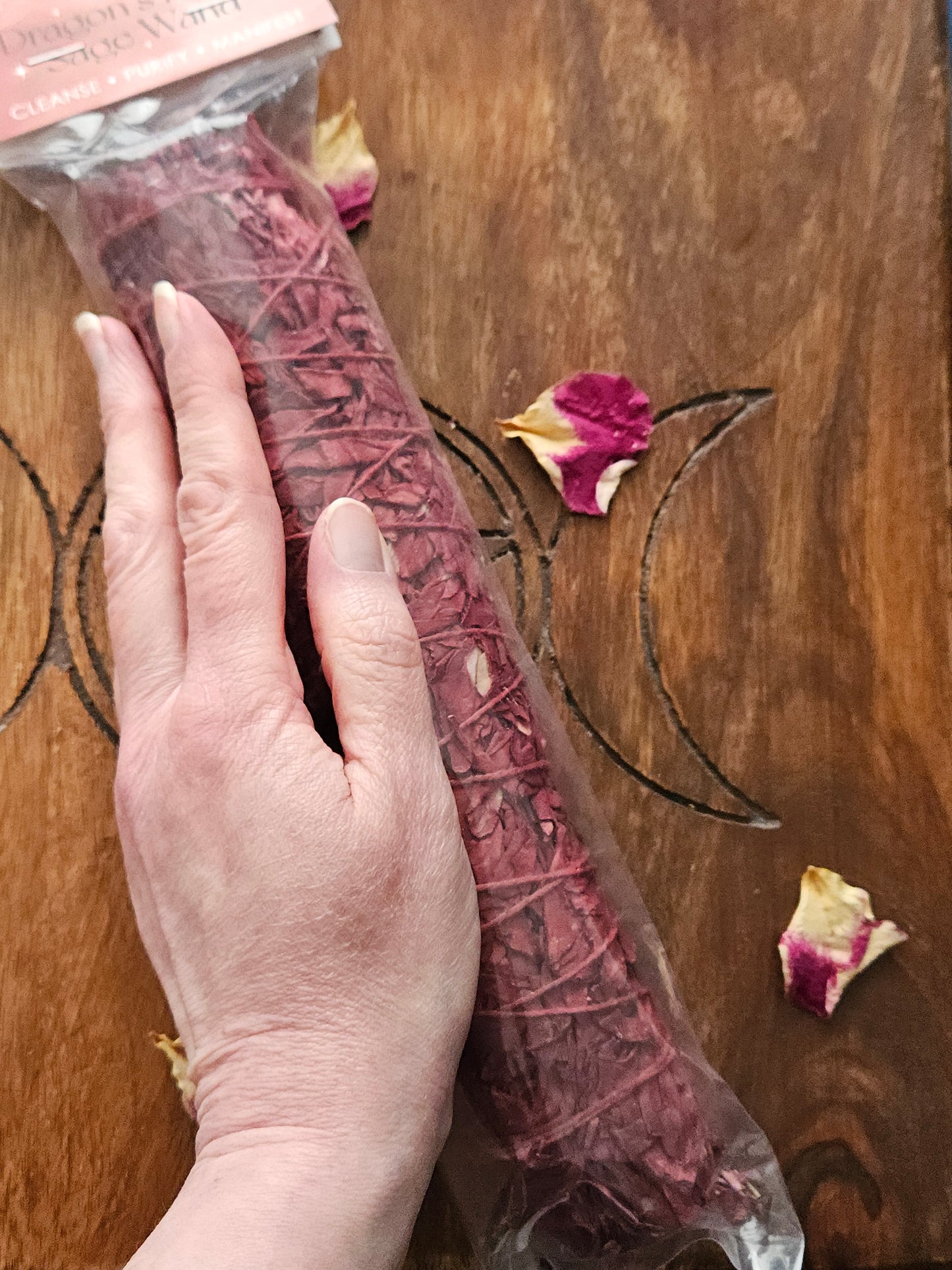 22.5CM LARGE DRAGONS BLOOD SMUDGE STICK WAND