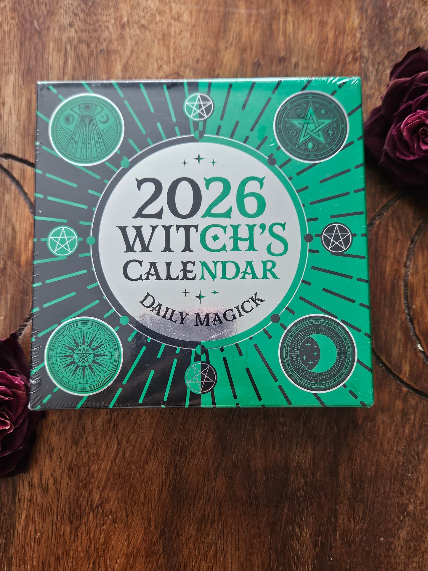 2026 Witch's Calendar: Daily Magick Day-to-Day Calendar (Planners)