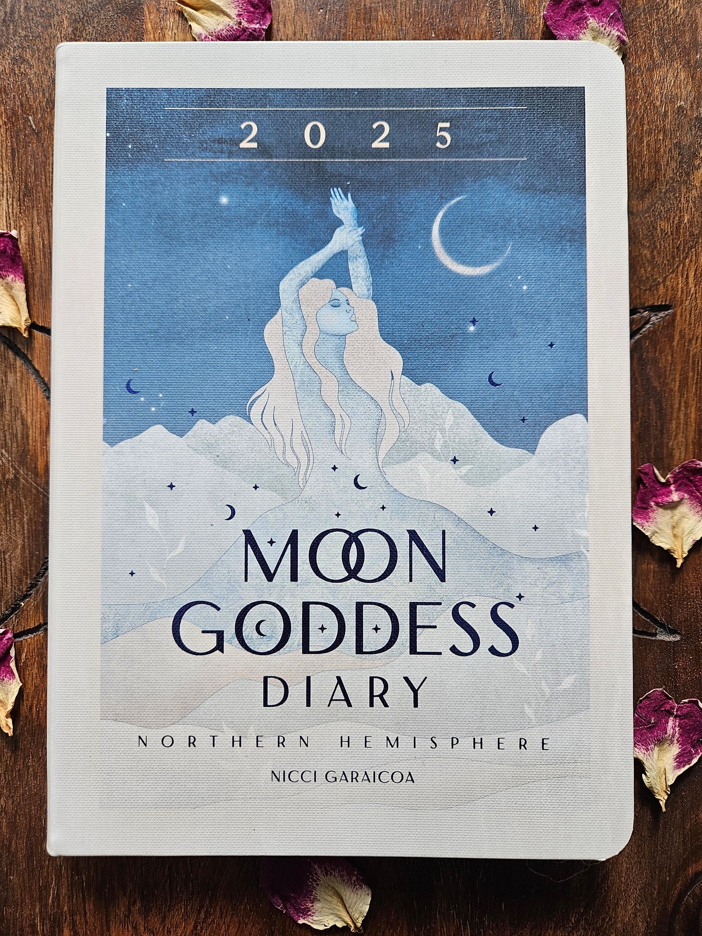 Moon Goddess Diary 2025 BY Nicci Garaicoa (Northern Hemisphere)