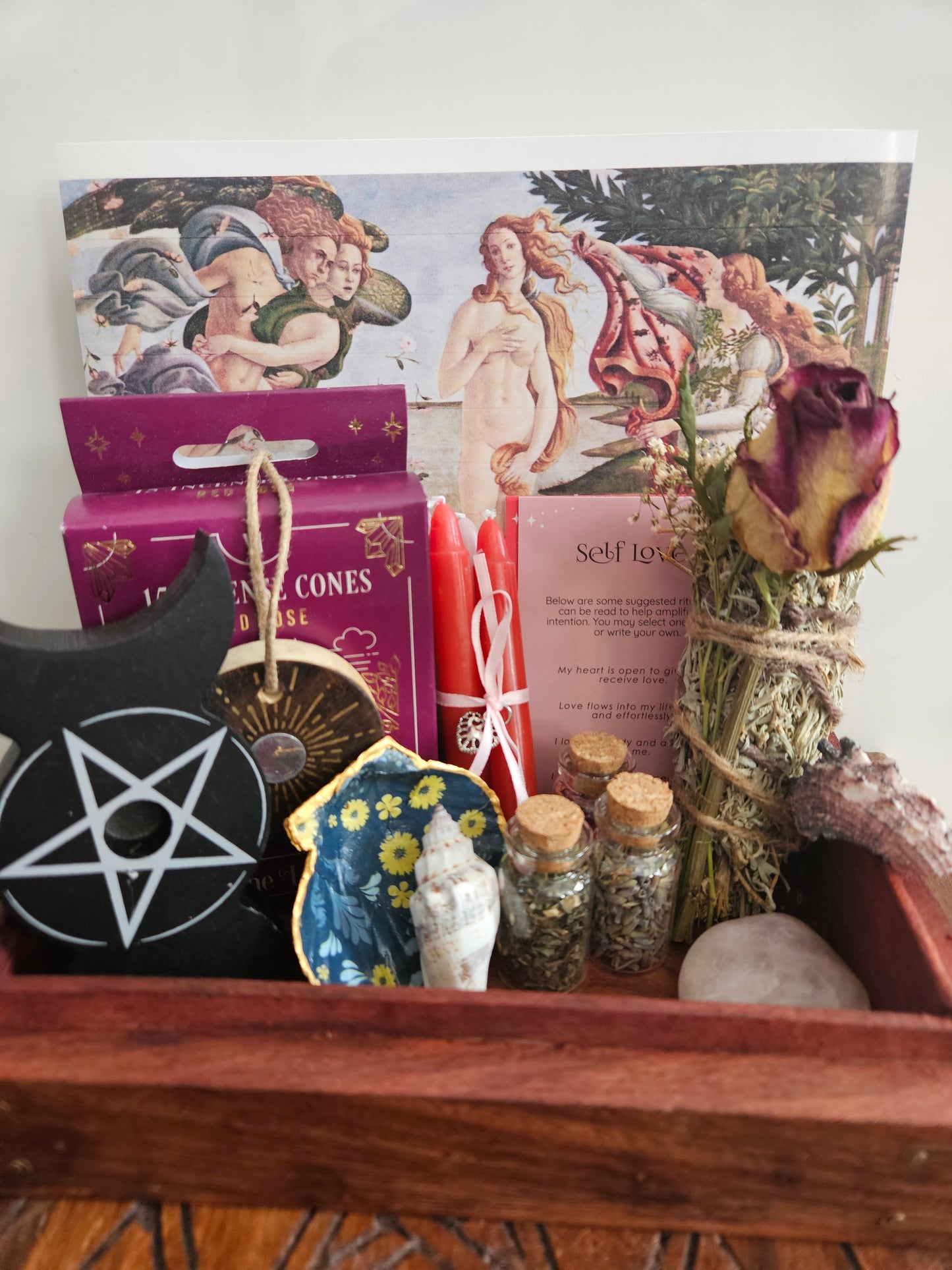 Luxury Birth of Venus Altar Box