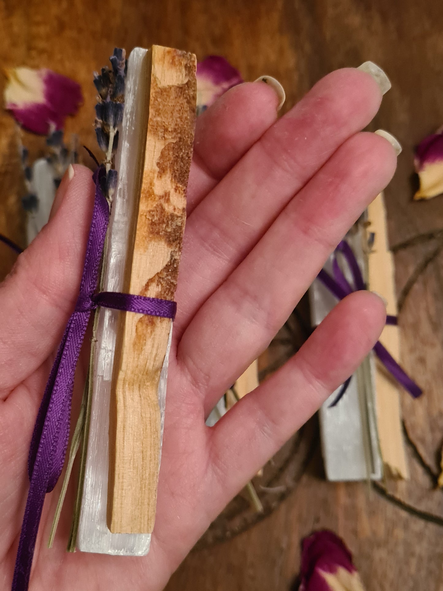 Cleansing Bundles - Selenite Wand Stick and Palo Santo