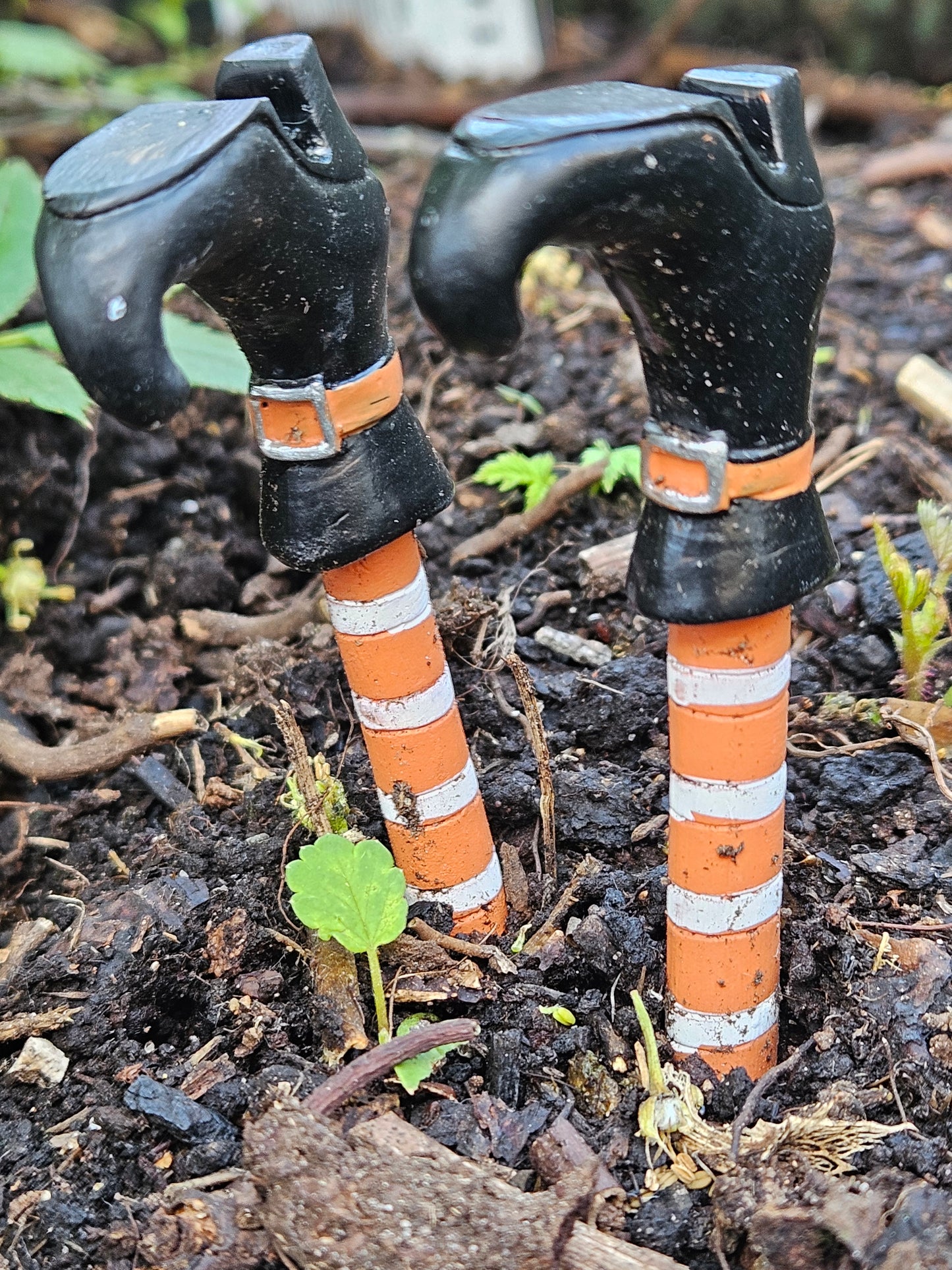 Set of 2 Witch Leg Plant Pot Ornaments