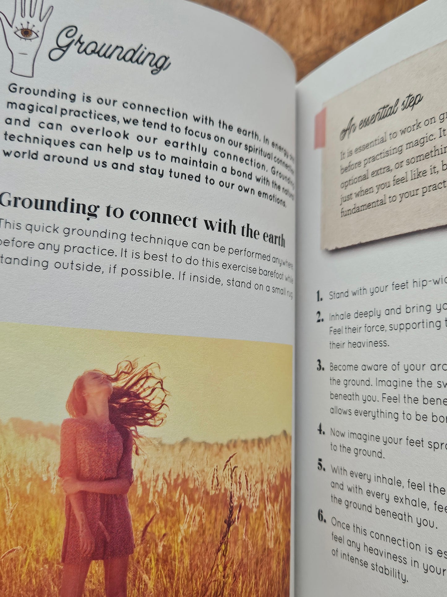 Little Magic Rituals (The Witch’s Apprentice): The Essential Witch’s Kit for Reconnecting with Yourself and with Nature