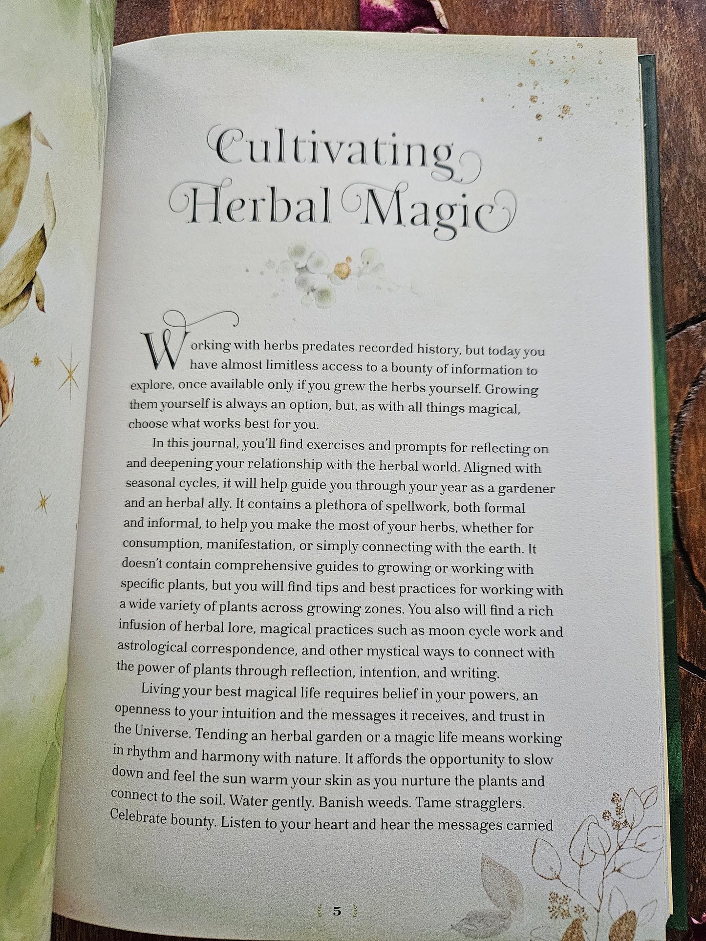 Herbal Magic Journal: Volume 12 Spells, Rituals, and Writing Prompts for the Budding Green Witch (Mystical Handbook)