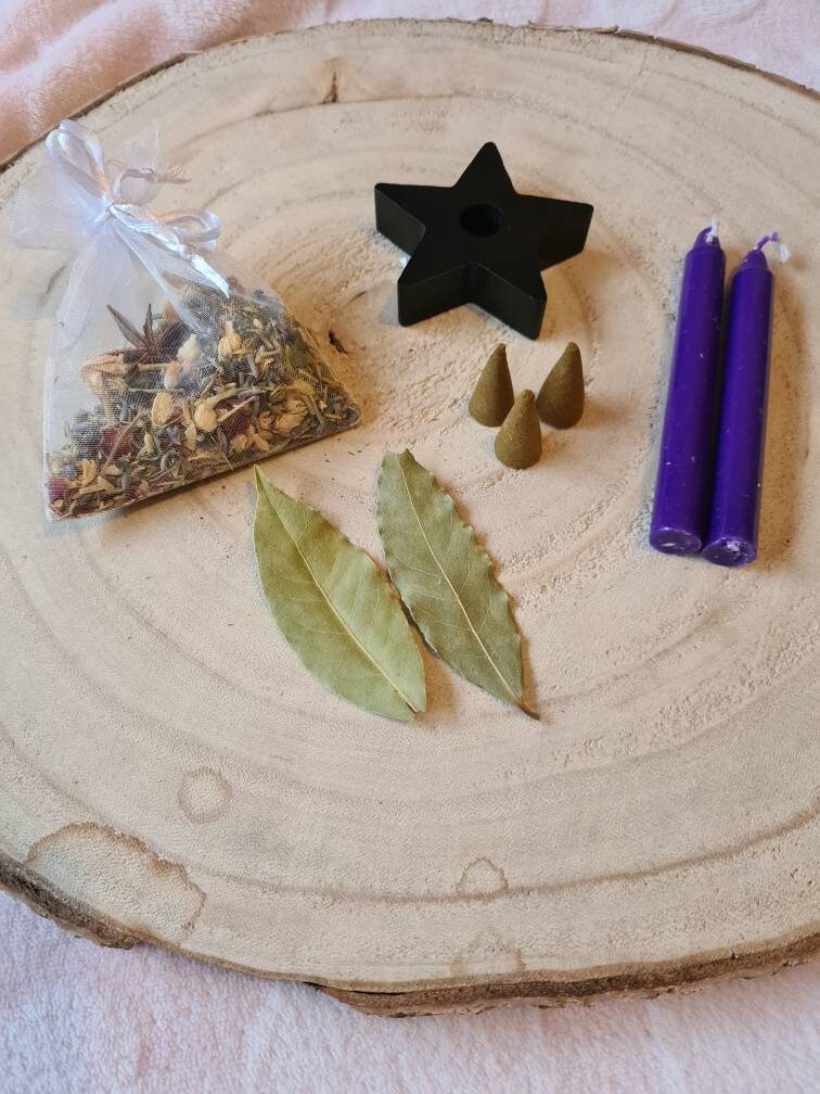 New Moon Kit ~ manifestation ~ divination