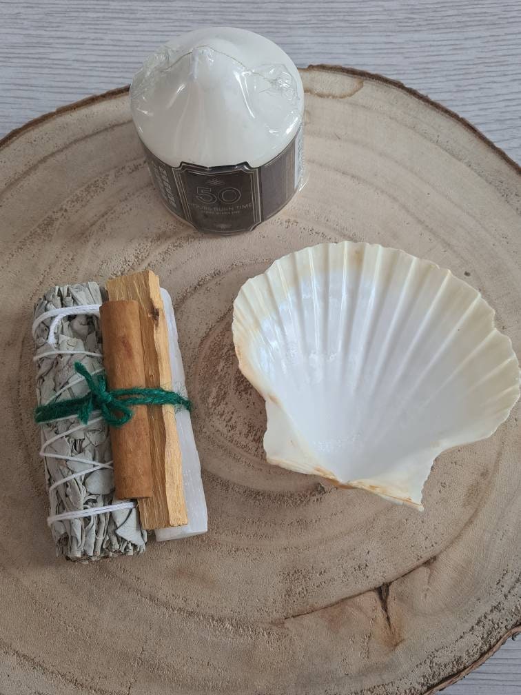 Spring House Crystal and Herb Cleansing Kit ~ Sage smudge, palo santo, selenite stick, cinnamon quill